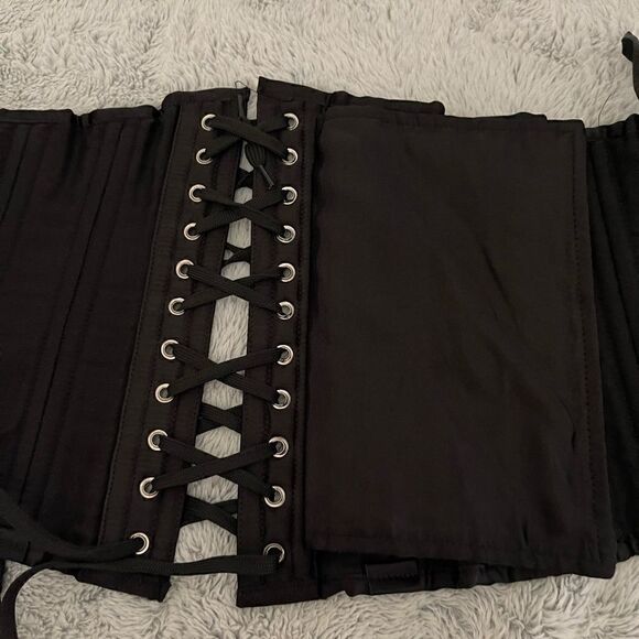 CAMELLIAS corcet black satin 26 steel bones - Picture 10 of 16